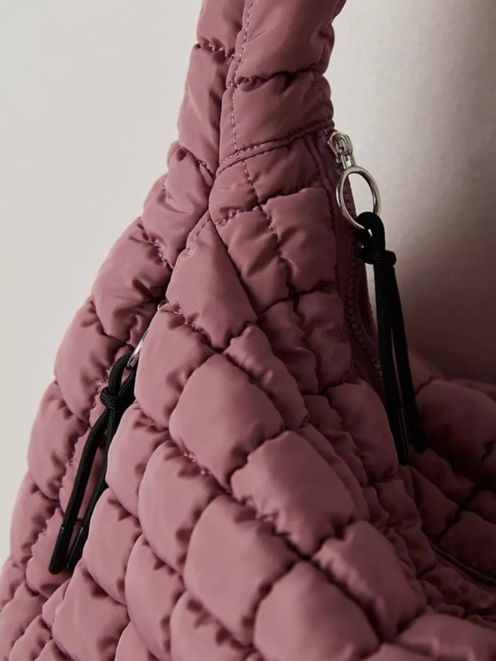 Free People Movement Quilted Carryall Bag in Dusty Rose RARE - Picture 2 of 6
